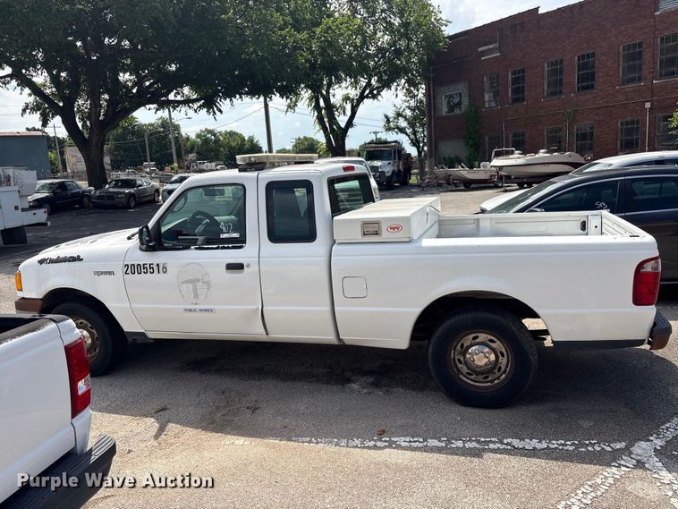 image for item FB8760 2005 Ford Ranger Ext. Cab pickup truck