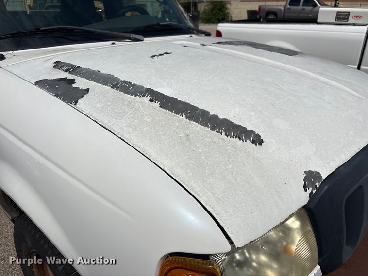 image for item FB8760 2005 Ford Ranger Ext. Cab pickup truck