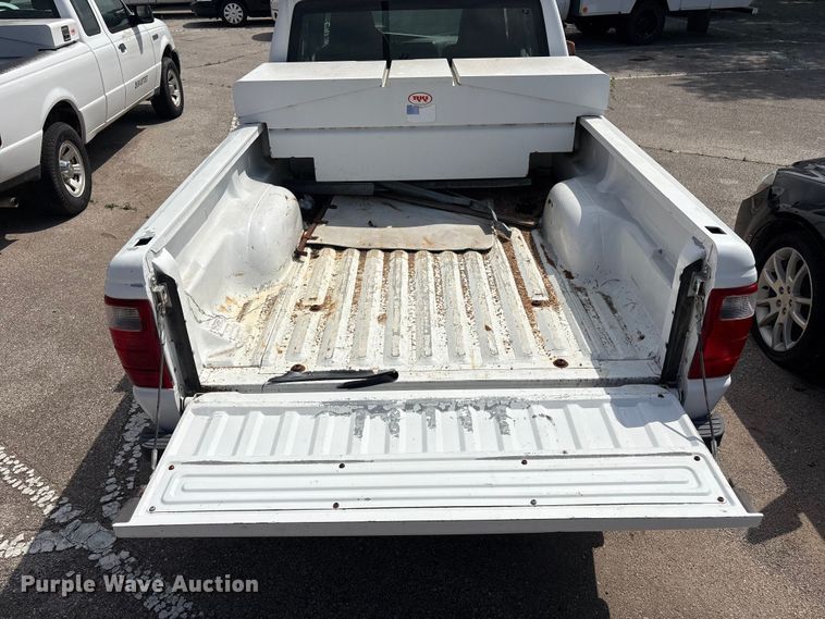 image for item FB8760 2005 Ford Ranger Ext. Cab pickup truck