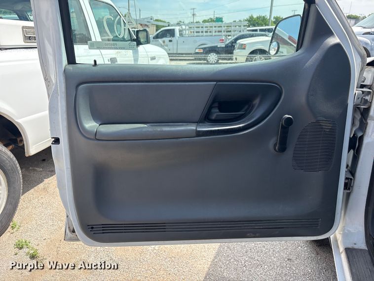 image for item FB8760 2005 Ford Ranger Ext. Cab pickup truck