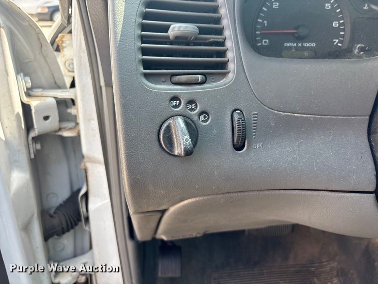 image for item FB8760 2005 Ford Ranger Ext. Cab pickup truck