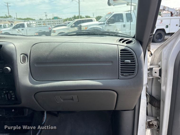 image for item FB8760 2005 Ford Ranger Ext. Cab pickup truck