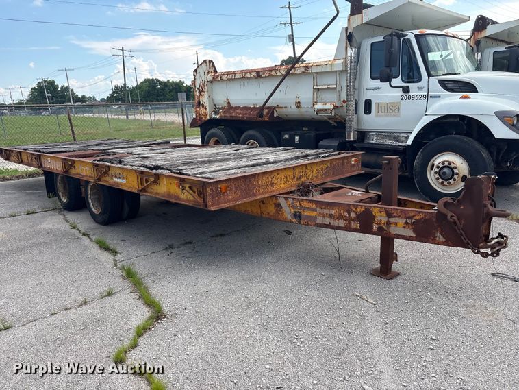 image for item FB8763 1979 Miller 0T635 tilt deck equipment trailer