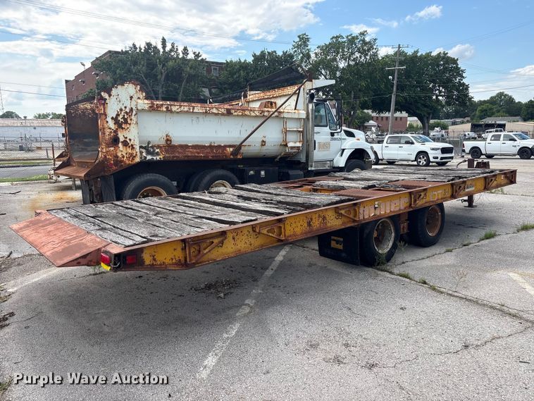 image for item FB8763 1979 Miller 0T635 tilt deck equipment trailer