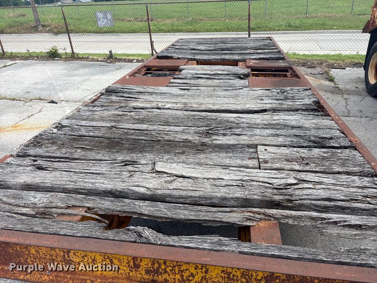 image for item FB8763 1979 Miller 0T635 tilt deck equipment trailer