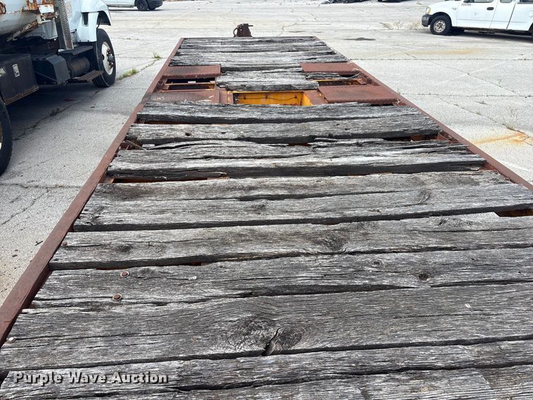 image for item FB8763 1979 Miller 0T635 tilt deck equipment trailer
