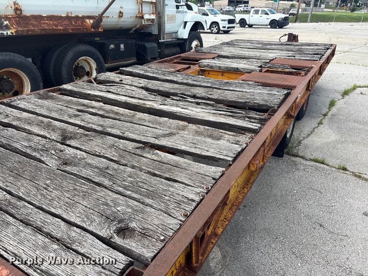 image for item FB8763 1979 Miller 0T635 tilt deck equipment trailer