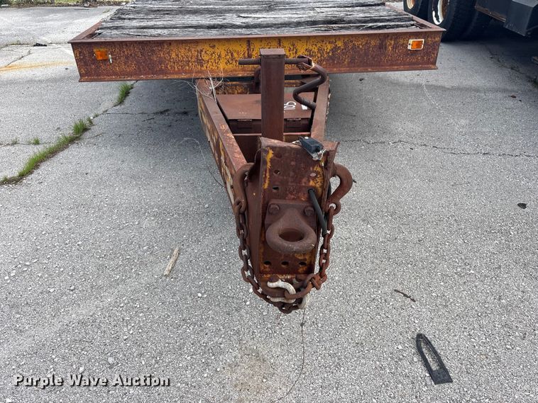 image for item FB8763 1979 Miller 0T635 tilt deck equipment trailer