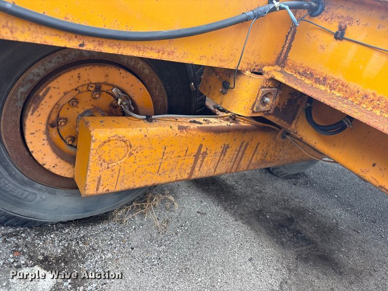 image for item FB8763 1979 Miller 0T635 tilt deck equipment trailer