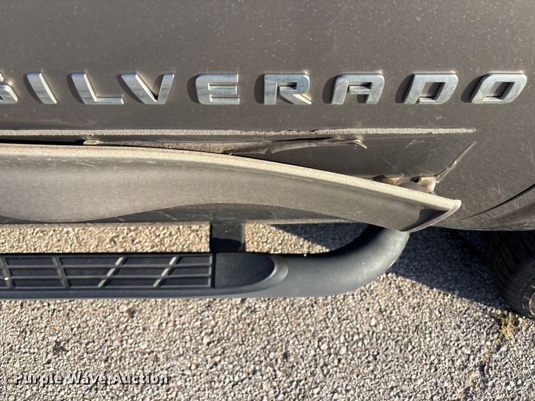 image for item FB8764 2012 Chevrolet Silverado 1500 Crew Cab pickup truck