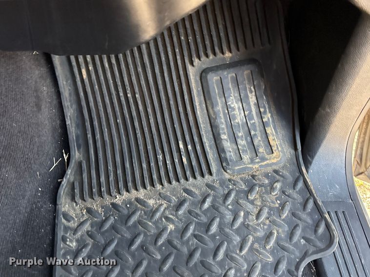 image for item FB8764 2012 Chevrolet Silverado 1500 Crew Cab pickup truck