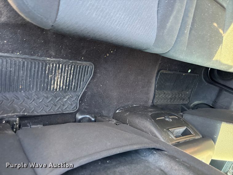 image for item FB8764 2012 Chevrolet Silverado 1500 Crew Cab pickup truck
