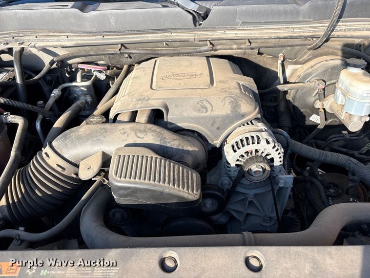image for item FB8764 2012 Chevrolet Silverado 1500 Crew Cab pickup truck