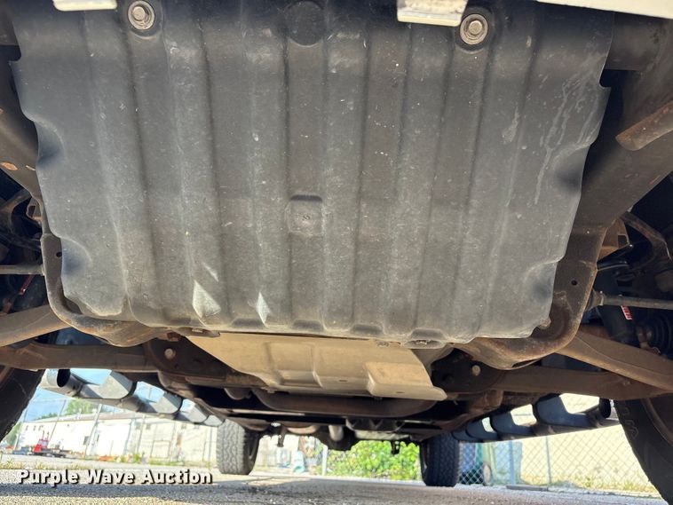 image for item FB8764 2012 Chevrolet Silverado 1500 Crew Cab pickup truck