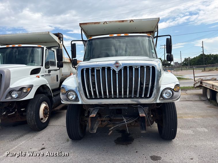 image for item FB8765 2011 International 7400 dump truck