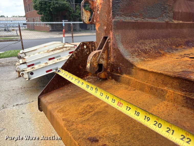 image for item FB8765 2011 International 7400 dump truck