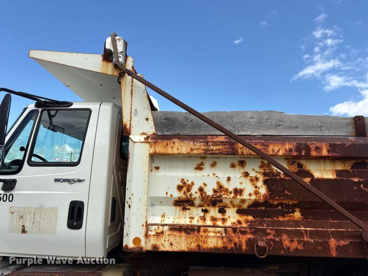 image for item FB8765 2011 International 7400 dump truck