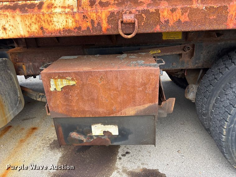 image for item FB8765 2011 International 7400 dump truck