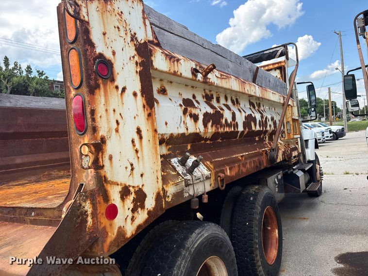 image for item FB8765 2011 International 7400 dump truck