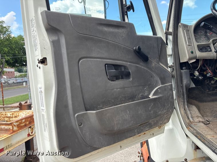 image for item FB8765 2011 International 7400 dump truck
