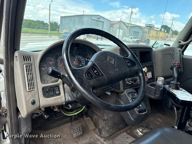 image for item FB8765 2011 International 7400 dump truck