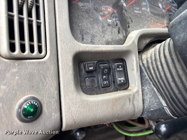 image for item FB8765 2011 International 7400 dump truck