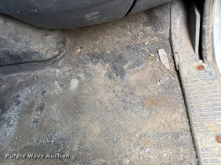 image for item FB8765 2011 International 7400 dump truck