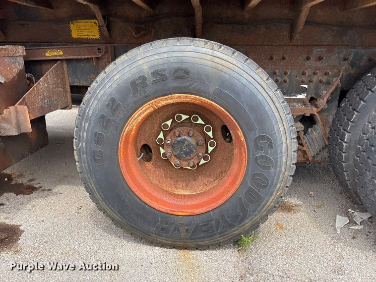 image for item FB8765 2011 International 7400 dump truck