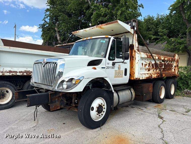 2011 International 7400 Dump Truck VIN: 1HTWGAAR2BJ289696 Lot: 999386714