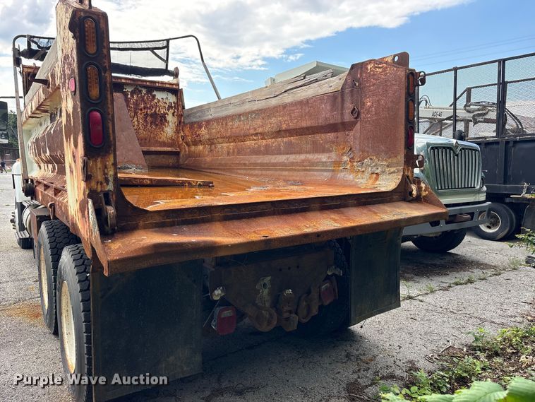 image for item FB8766 2011 International 7400 dump truck