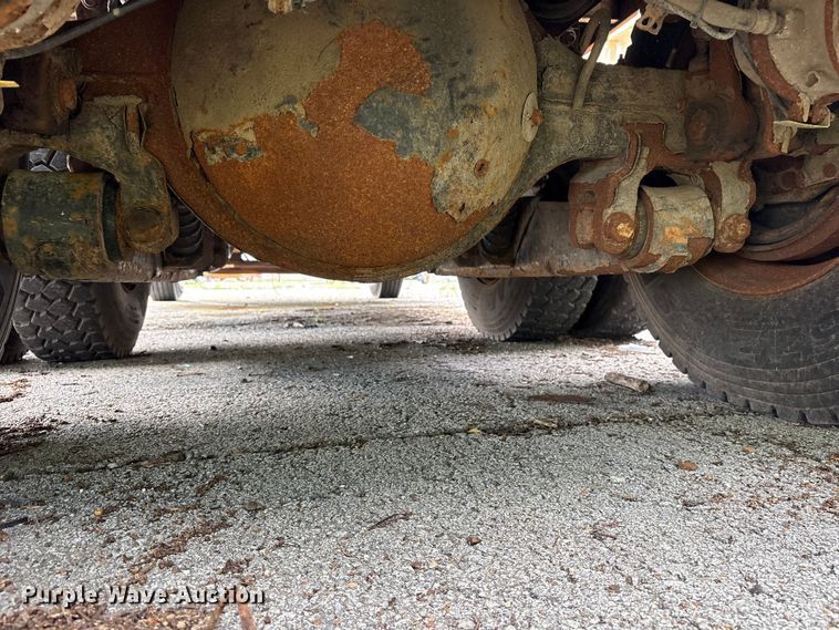image for item FB8766 2011 International 7400 dump truck
