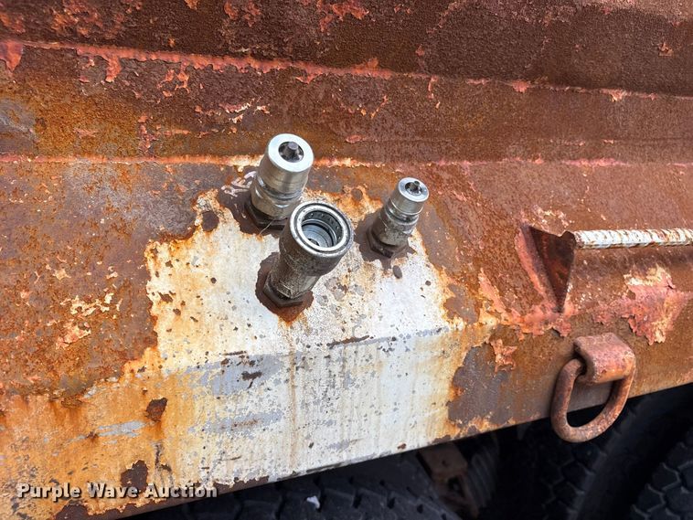 image for item FB8766 2011 International 7400 dump truck