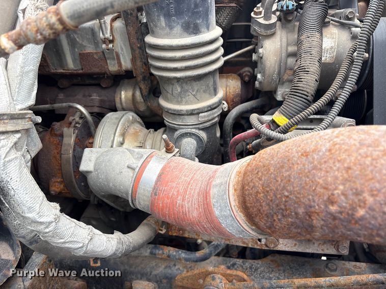 image for item FB8766 2011 International 7400 dump truck