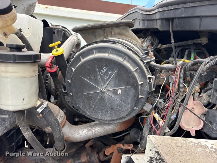 image for item FB8766 2011 International 7400 dump truck