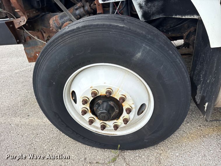 image for item FB8766 2011 International 7400 dump truck