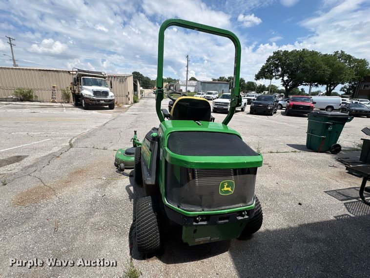 image for item FB8768 2017 John Deere 1550 lawn mower