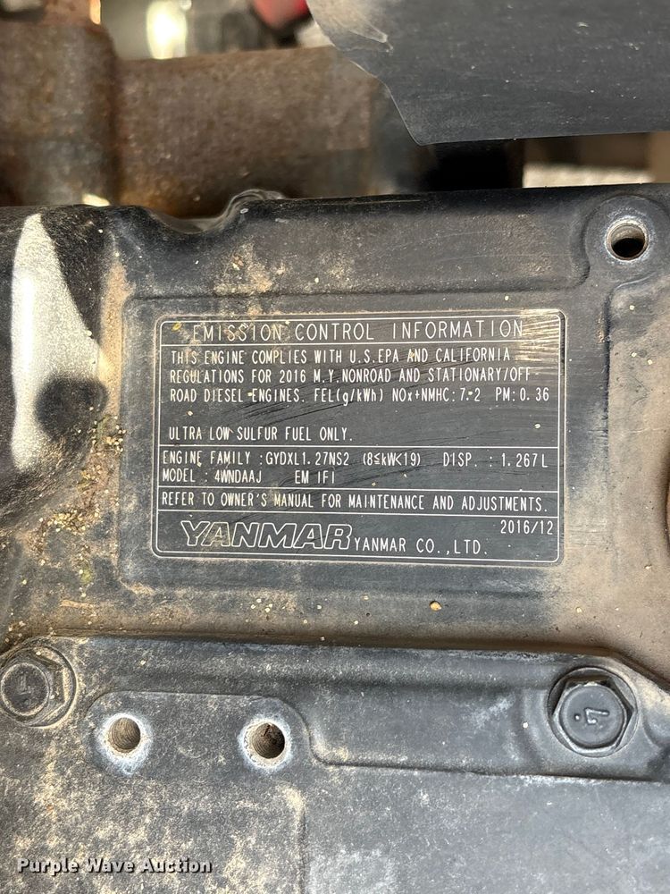 image for item FB8768 2017 John Deere 1550 lawn mower