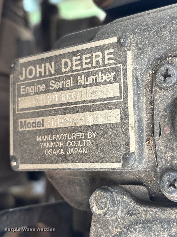 image for item FB8768 2017 John Deere 1550 lawn mower