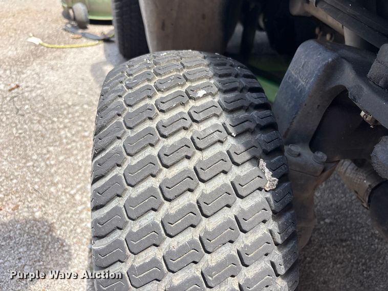 image for item FB8768 2017 John Deere 1550 lawn mower