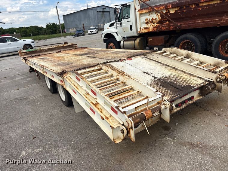 image for item FB8769 2016 Overbilt equipment trailer