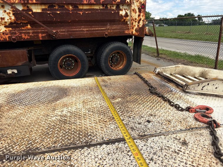 image for item FB8769 2016 Overbilt equipment trailer