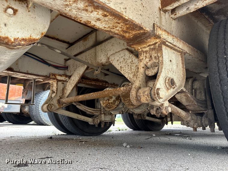 image for item FB8769 2016 Overbilt equipment trailer