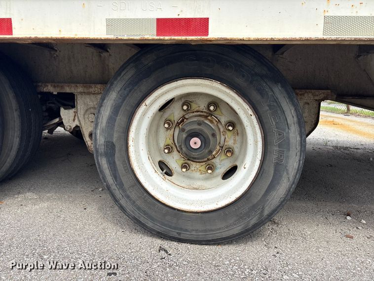 image for item FB8769 2016 Overbilt equipment trailer