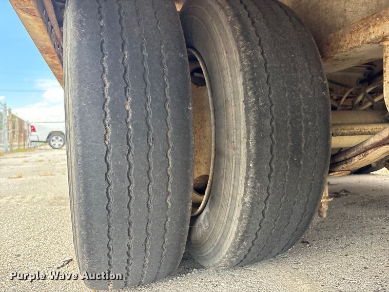 image for item FB8769 2016 Overbilt equipment trailer