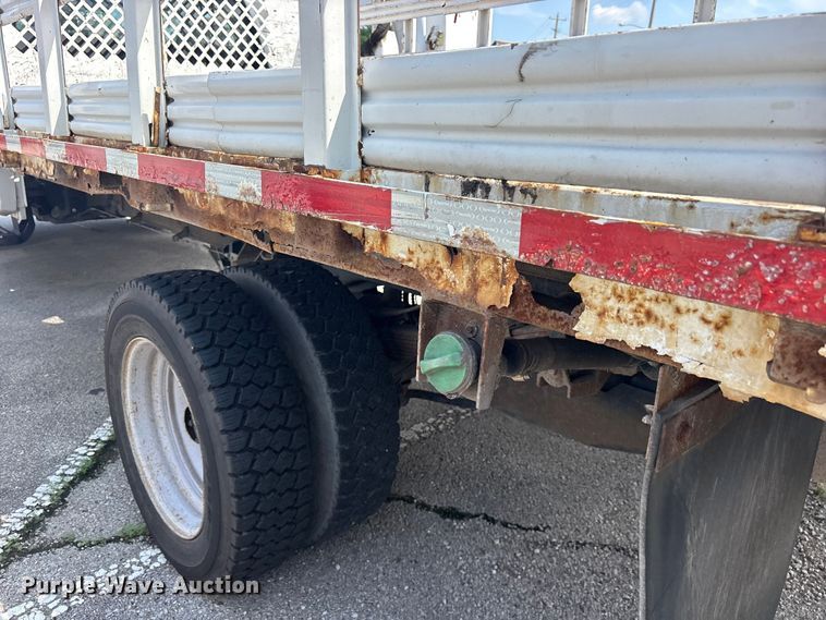 image for item FB8770 2017 Ford F450 Super Duty flatbed truck