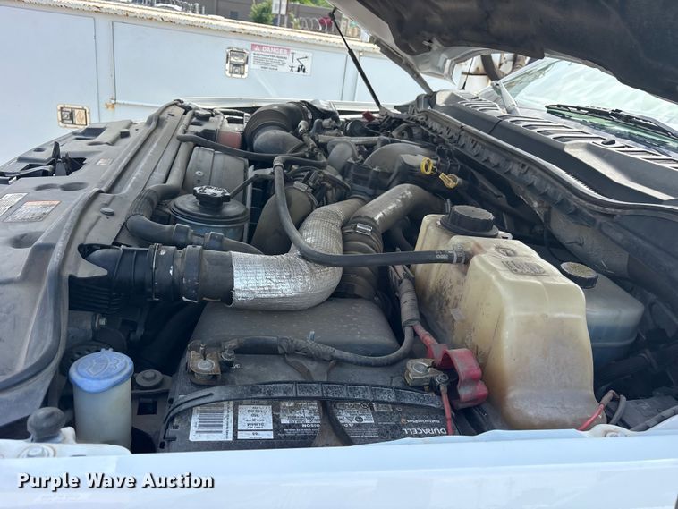 image for item FB8770 2017 Ford F450 Super Duty flatbed truck
