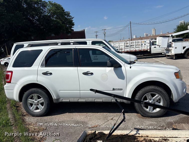 image for item FB8772 2009 Ford Escape SUV