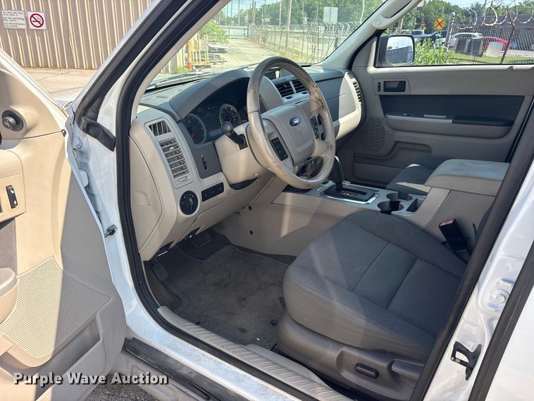 image for item FB8772 2009 Ford Escape SUV