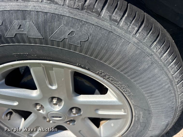 image for item FB8772 2009 Ford Escape SUV