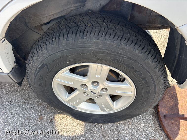 image for item FB8772 2009 Ford Escape SUV